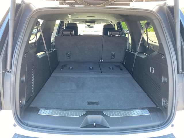 Used 2023 Chevrolet Suburban RST AWD/4WD image 22