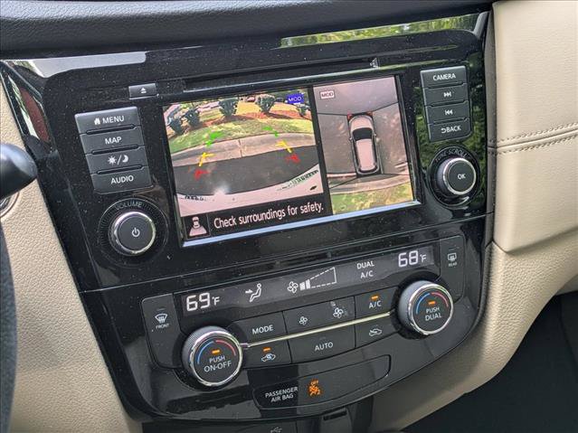 Used 2019 Nissan Rogue SL w/ Premium Package FWD image 12