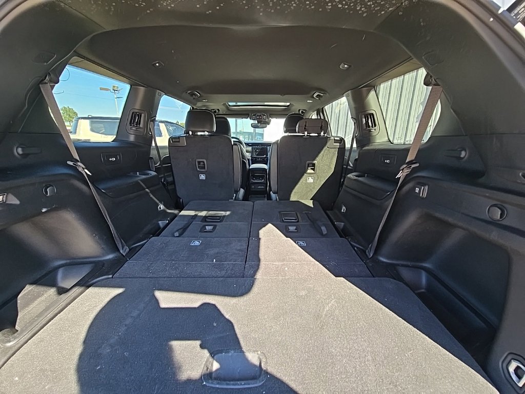 Used 2023 Jeep Grand Cherokee L Altitude AWD/4WD image 25