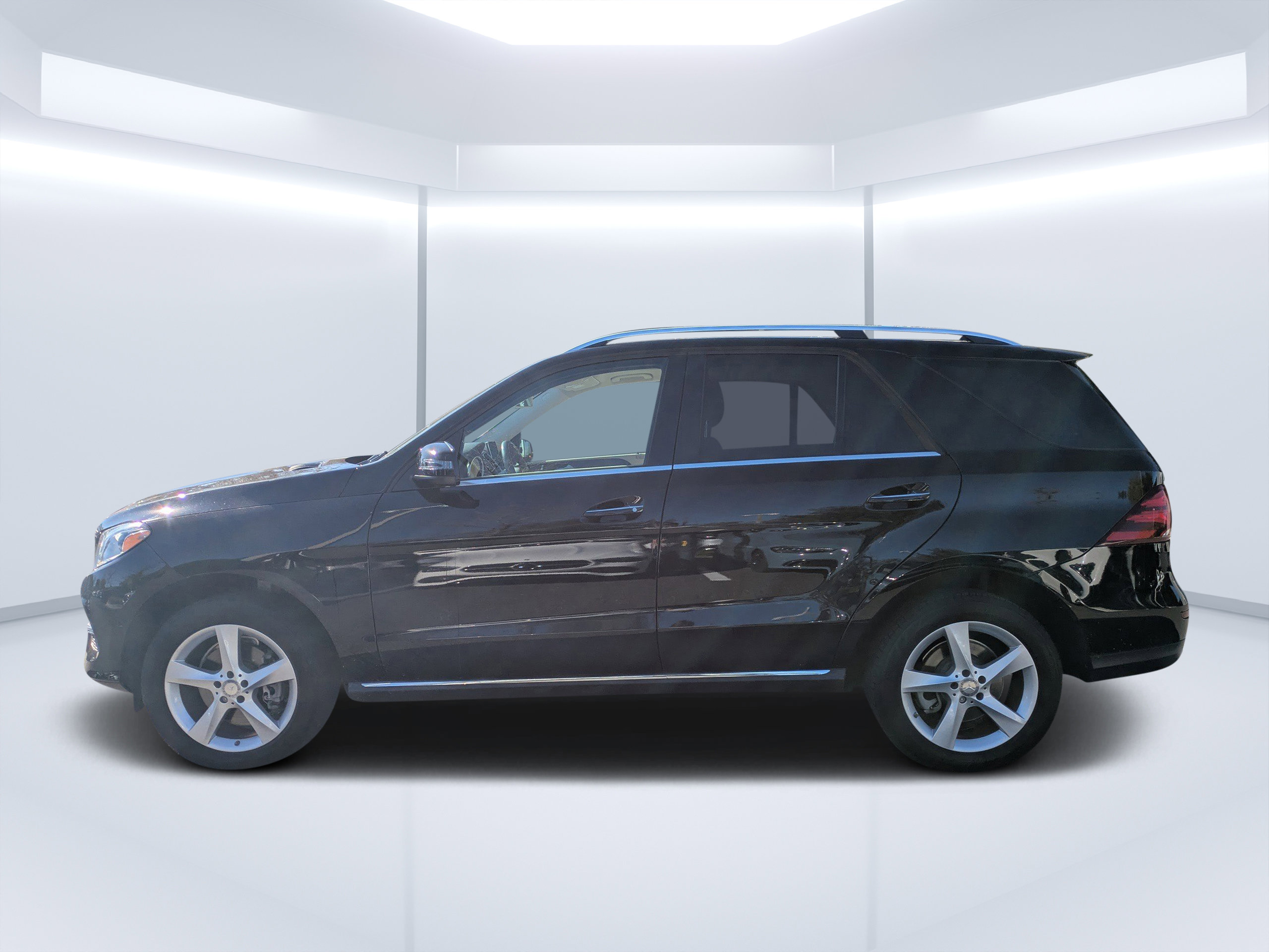 Used 2016 Mercedes-Benz GLE 350 image 9