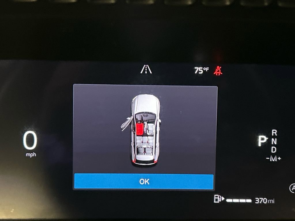 Certified 2023 Volvo XC90 B5 Plus w/ Protection Package image 15