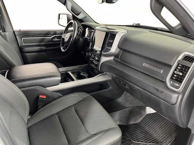 Used 2022 RAM 1500 Big Horn AWD/4WD image 40