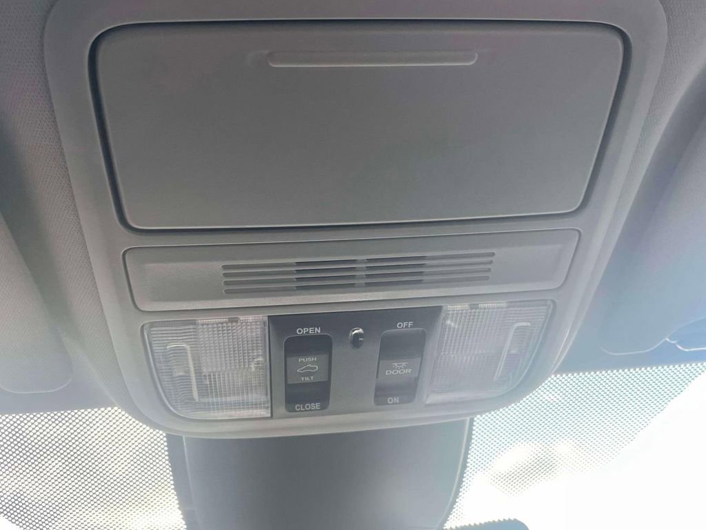 Certified 2023 Honda Odyssey EX-L image 31