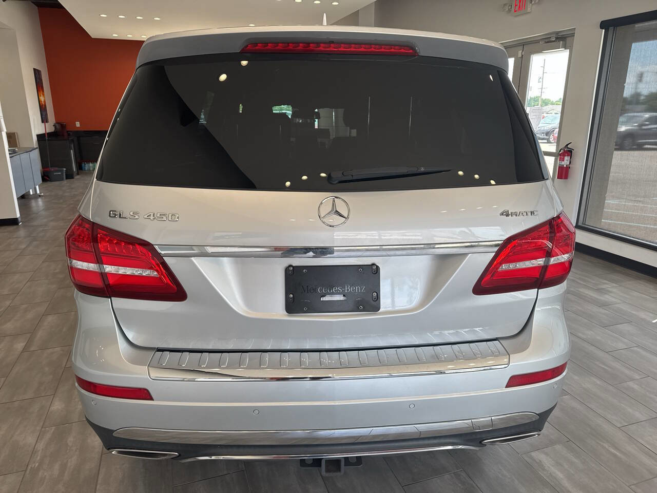 Used 2018 Mercedes-Benz GLS 450 4MATIC w/ Premium Package image 6