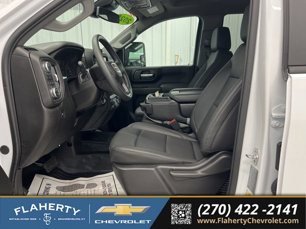 Used 2025 GMC Sierra 2500 Pro w/ 1SA Pro Safety Plus Package AWD/4WD image 9