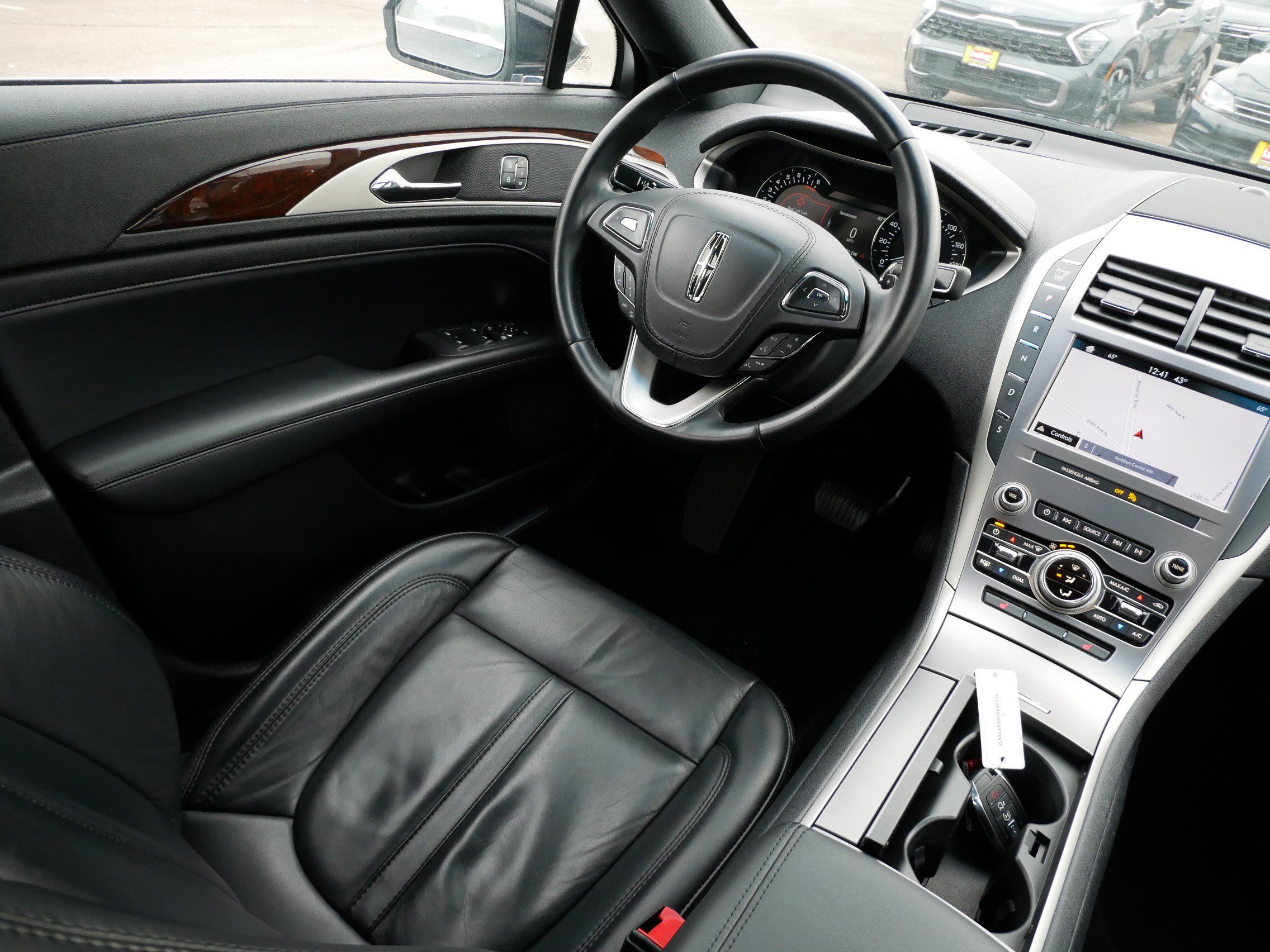 Used 2019 Lincoln MKZ Reserve image 9