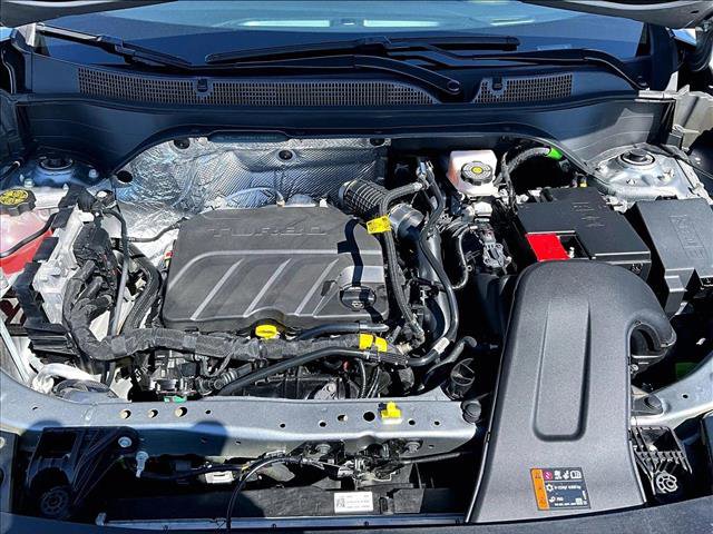 Certified 2025 Chevrolet Trax RS w/ Driver Confidence Package image 11