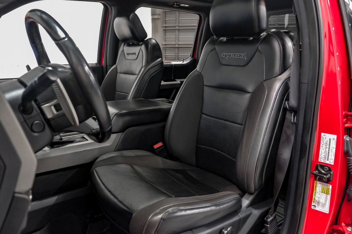 Used 2019 Ford F150 Raptor w/ Equipment Group 802A Luxury image 32