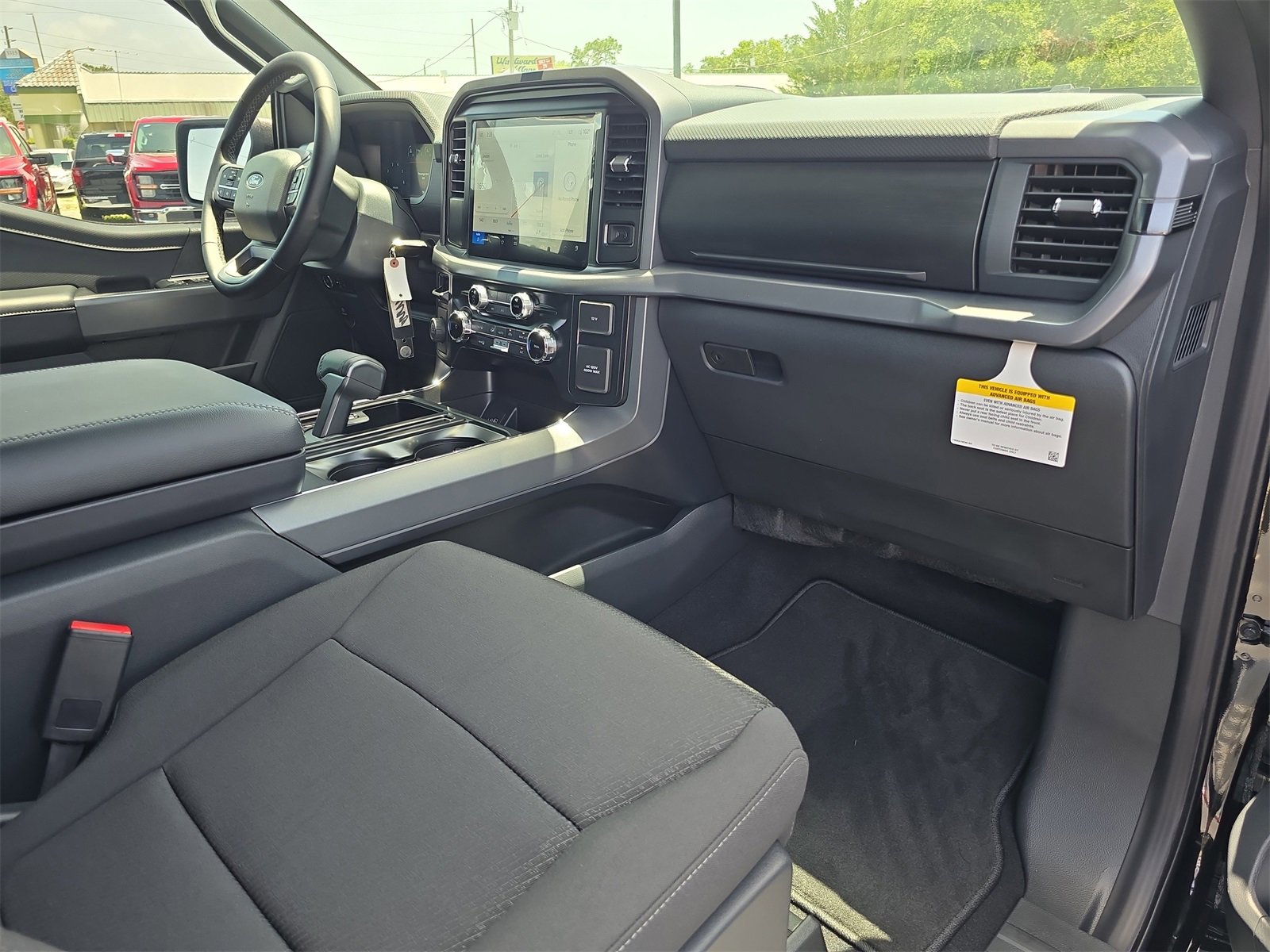 New 2025 Ford F150 XLT w/ Equipment Group 301A Standard image 8