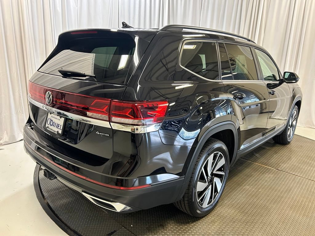 Used 2025 Volkswagen Atlas SE AWD/4WD image 28