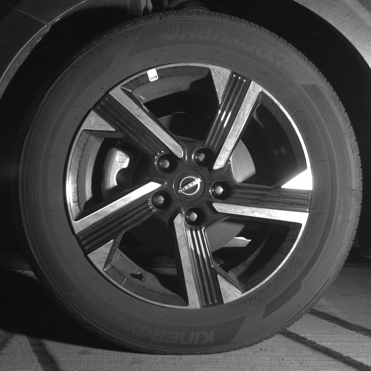 Used 2025 Nissan Sentra SV image 12