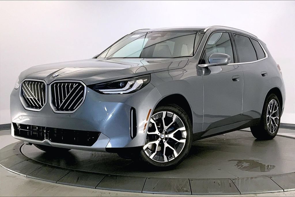 Certified 2025 BMW X3 xDrive30i w/ Premium Package AWD/4WD image 11