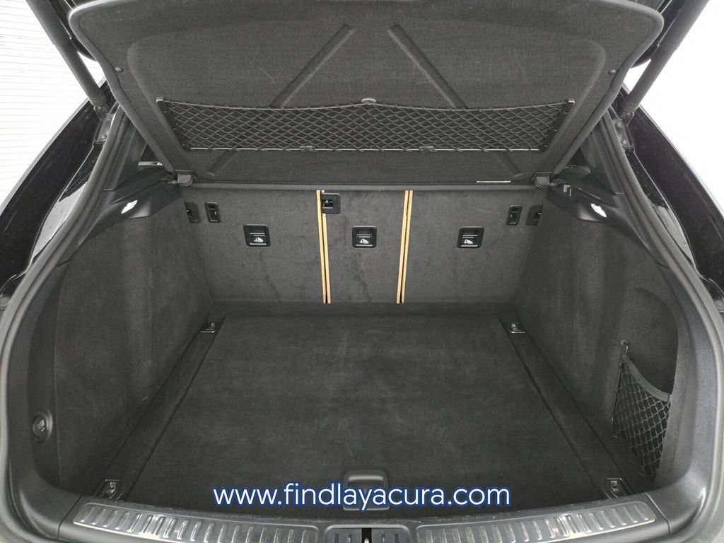 Used 2018 Porsche Macan S image 17