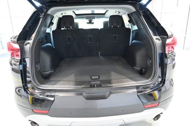 Used 2019 Chevrolet Blazer LT w/ Sun and Wheels Package image 28