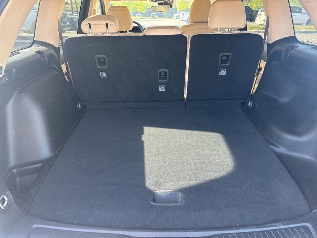 Used 2022 Jeep Grand Cherokee Limited w/ Luxury Tech Group II image 21