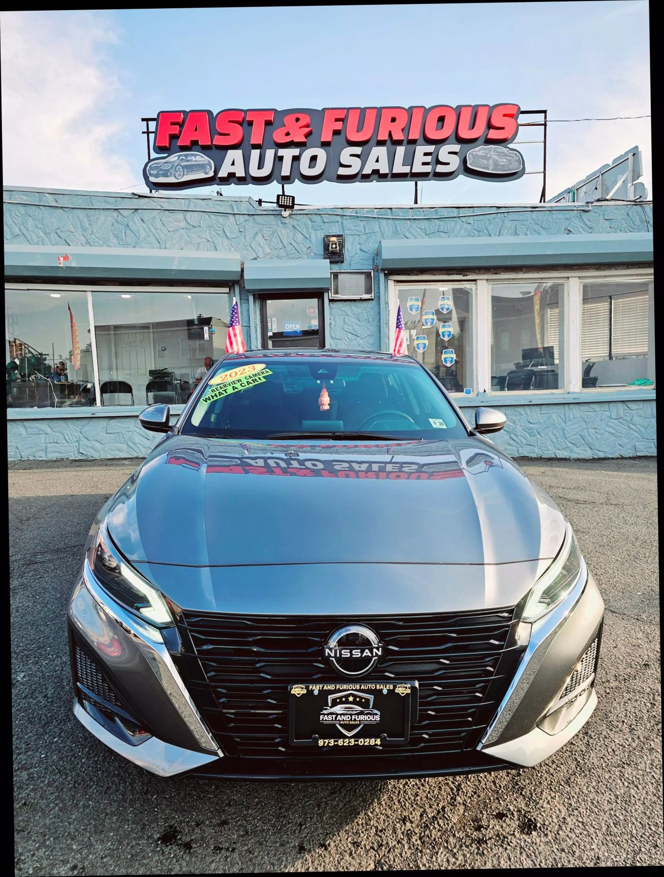 Used 2023 Nissan Altima 2.5 SV image 1