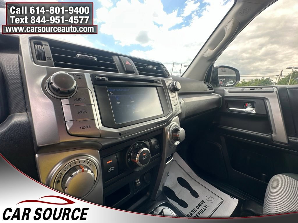 Used 2018 Toyota 4Runner SR5 AWD/4WD image 17