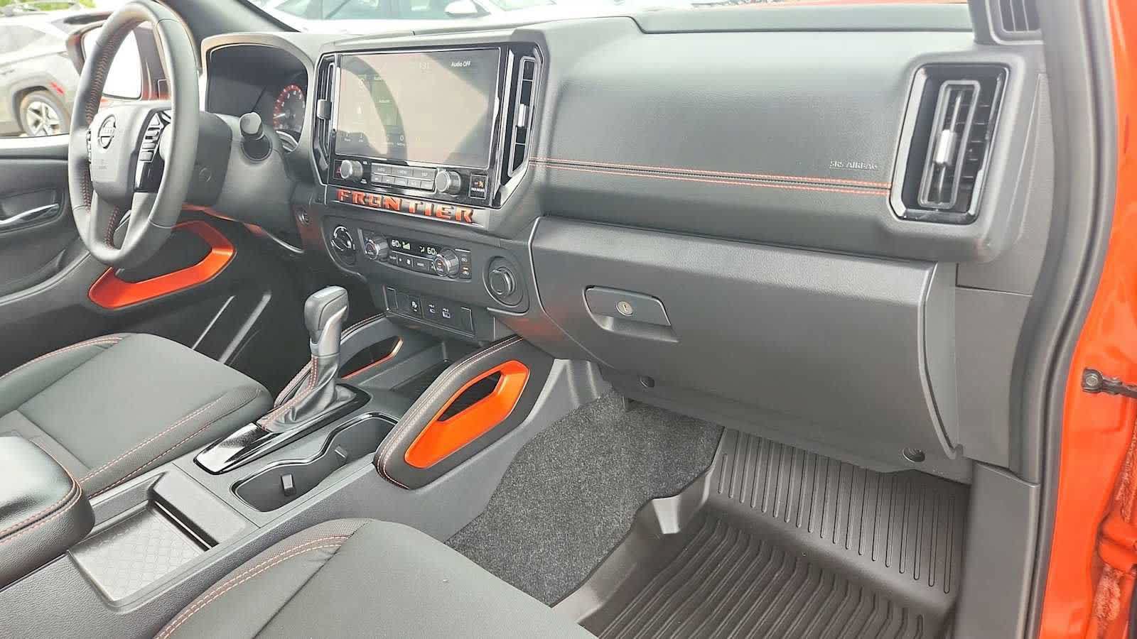 Used 2025 Nissan Frontier PRO-4X w/ Interior Protection Package AWD/4WD image 51