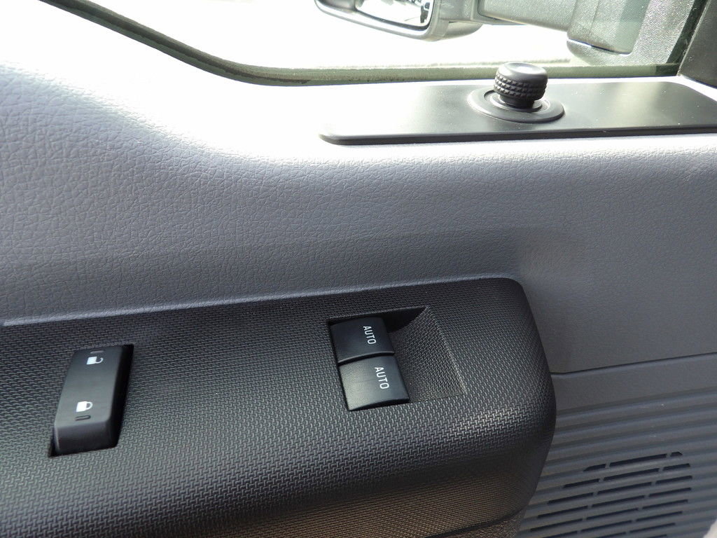 Used 2015 Ford F450 XL w/ Power Equipment Group image 15