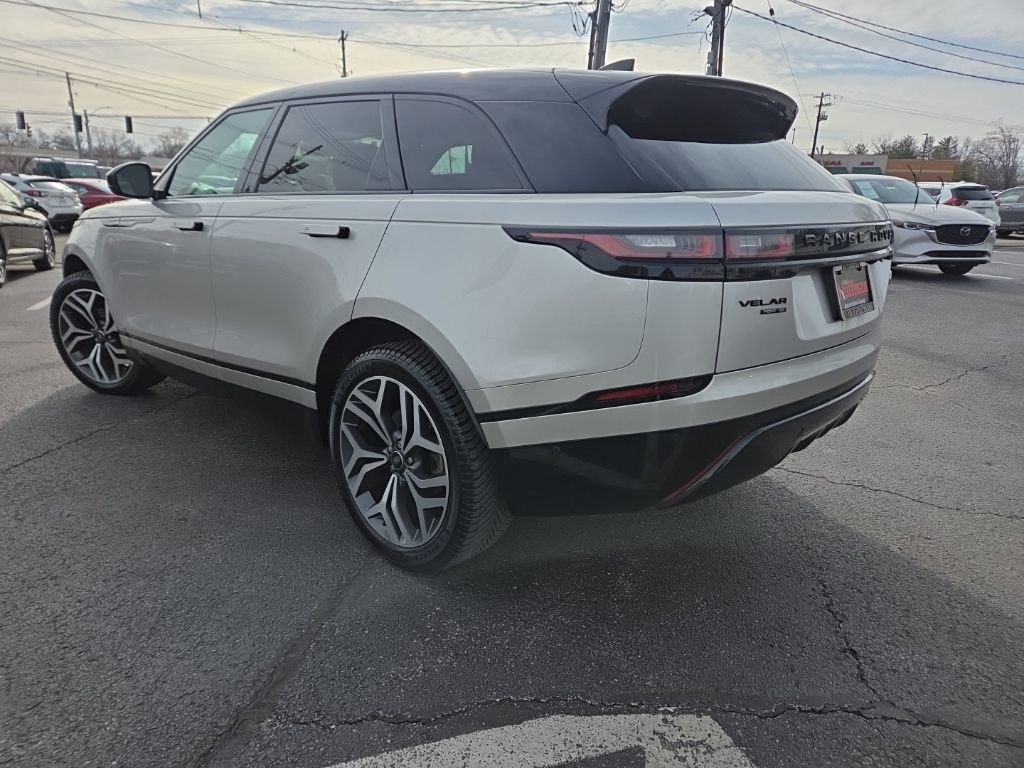 Used 2019 Land Rover Range Rover Velar R-Dynamic SE image 4