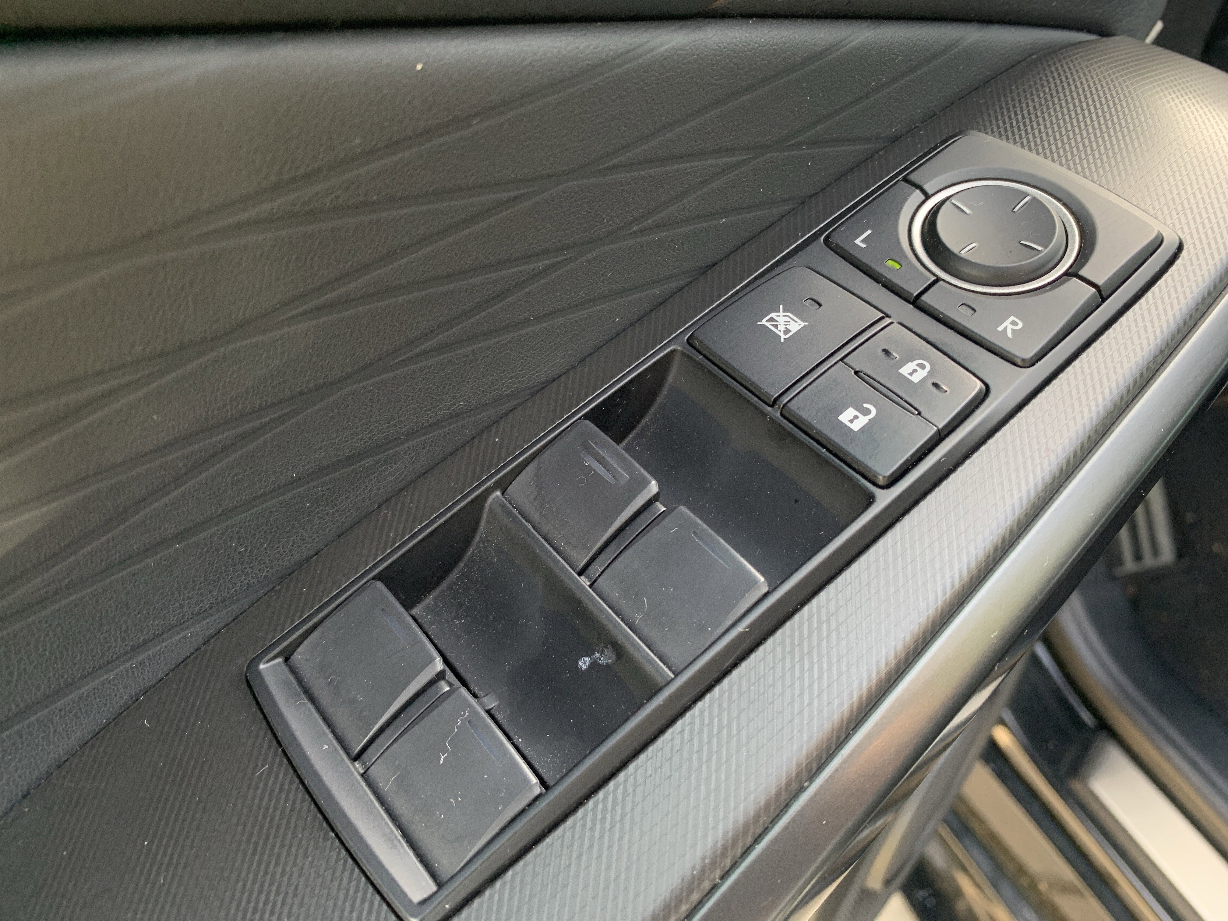 Used 2023 Lexus IS 350 F Sport w/ Memory Package image 15