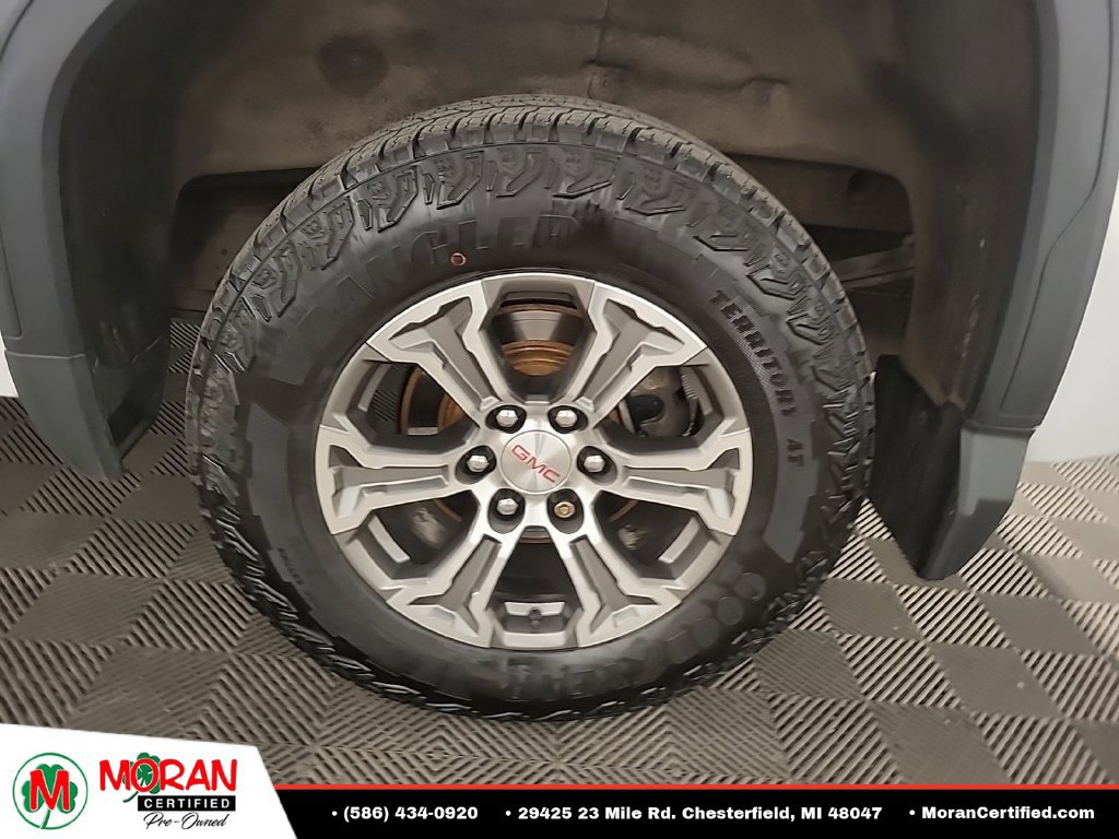 Used 2019 GMC Sierra 1500 SLE w/ X31 Off-Road Package AWD/4WD image 4