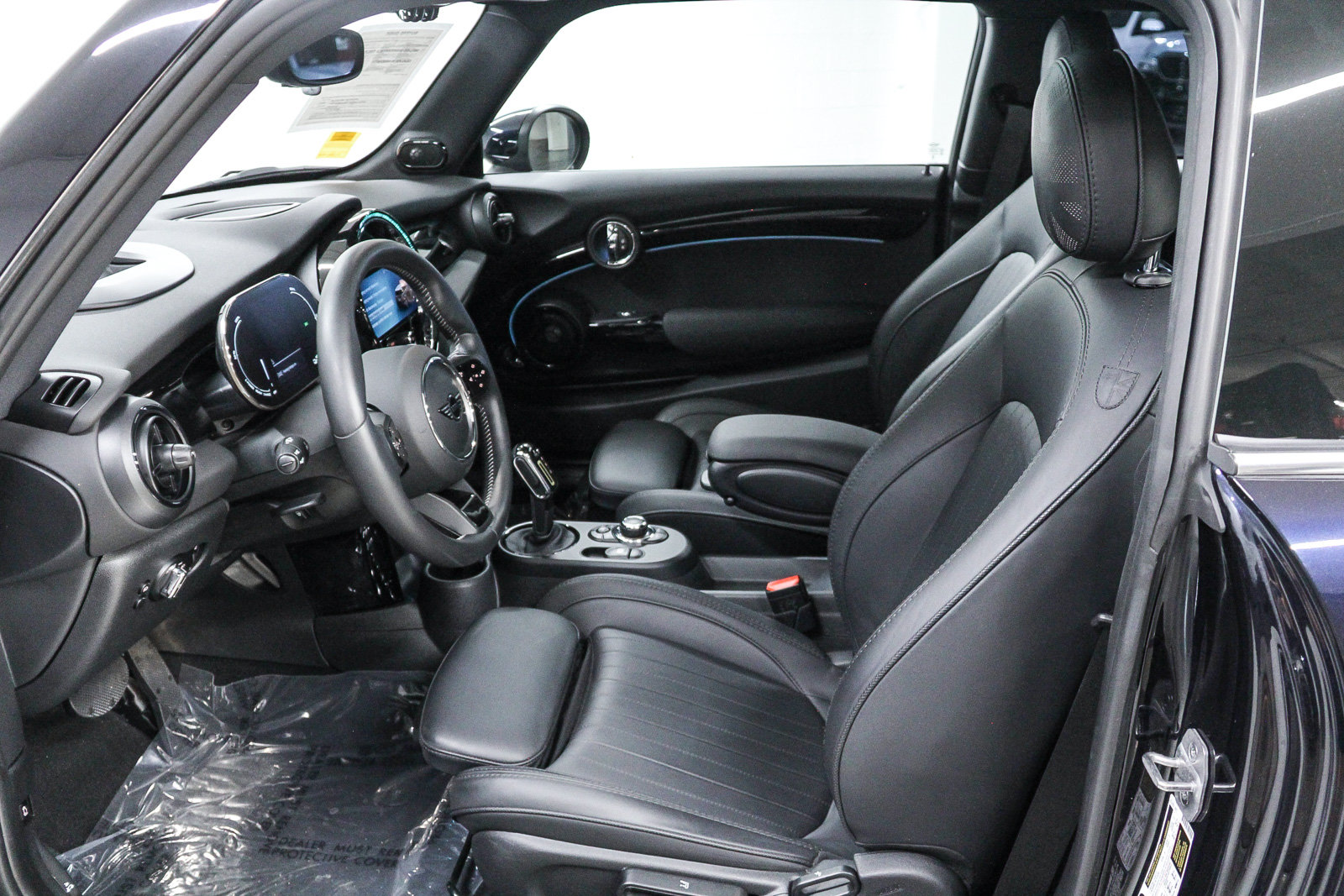 Certified 2024 MINI Cooper SE FWD image 19