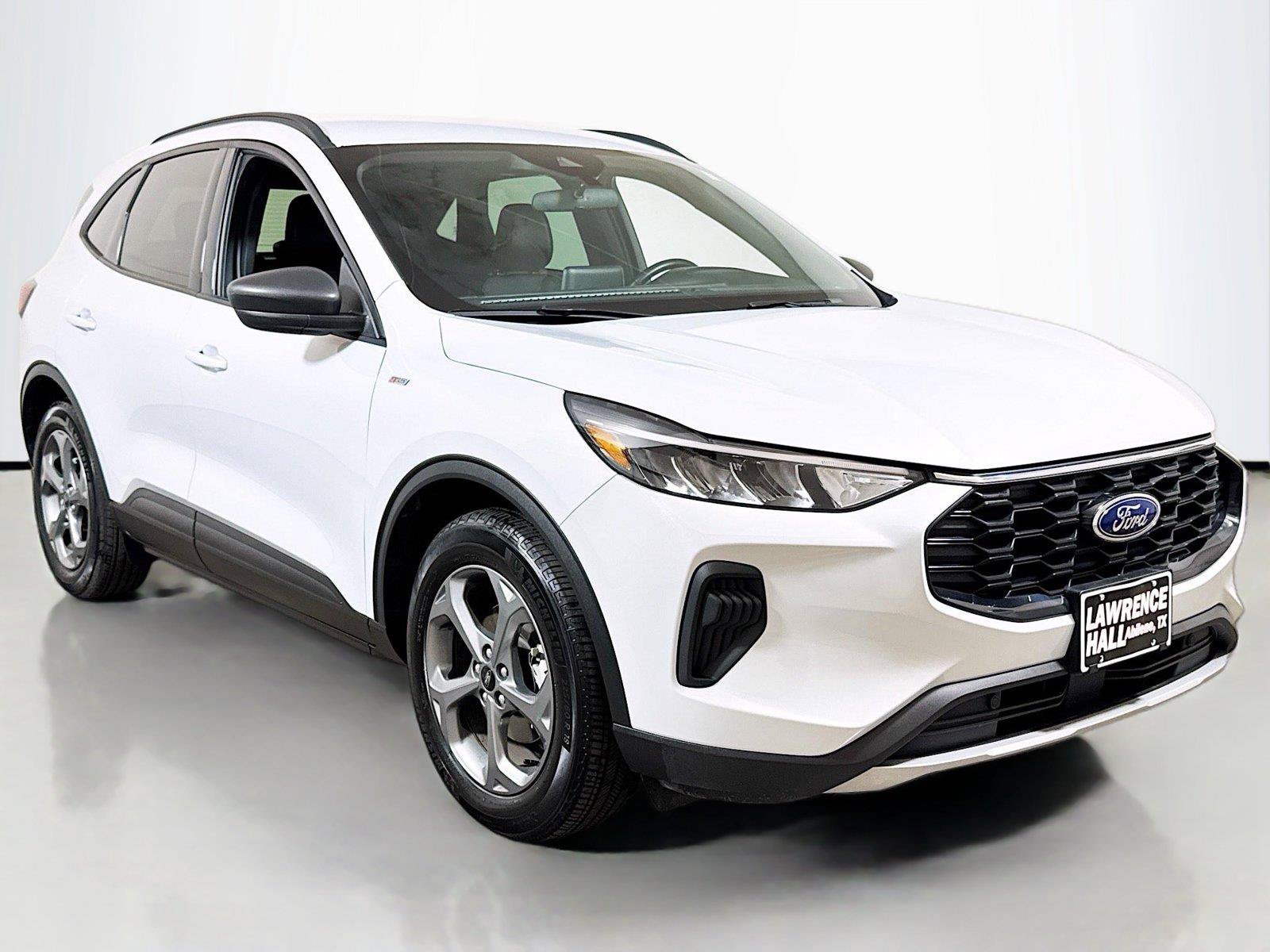 Used 2025 Ford Escape ST-Line FWD image 3
