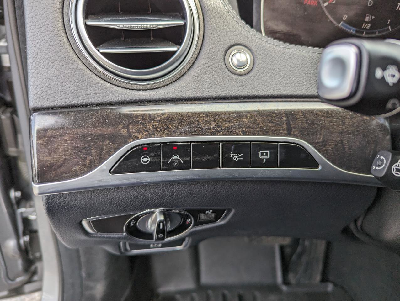 Used 2019 Mercedes-Benz S 560 4MATIC Sedan image 14