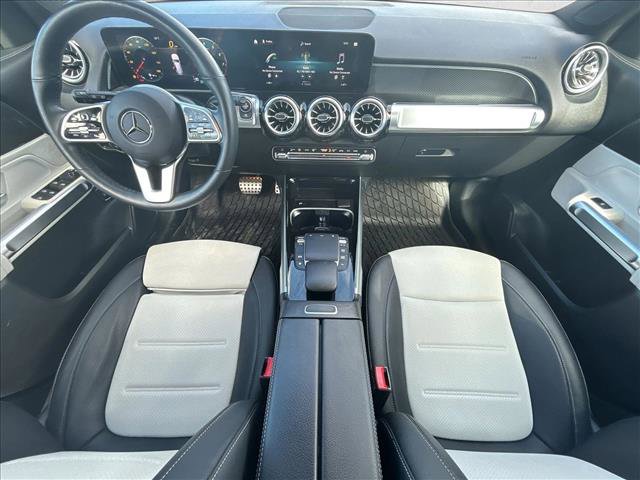 Used 2022 Mercedes-Benz GLB 250 4MATIC image 17