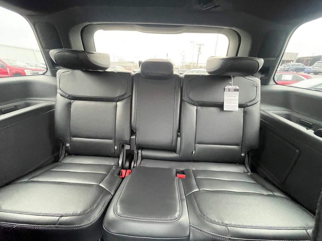 New 2025 Ford Expedition Platinum w/ Stealth Performance Package image 19