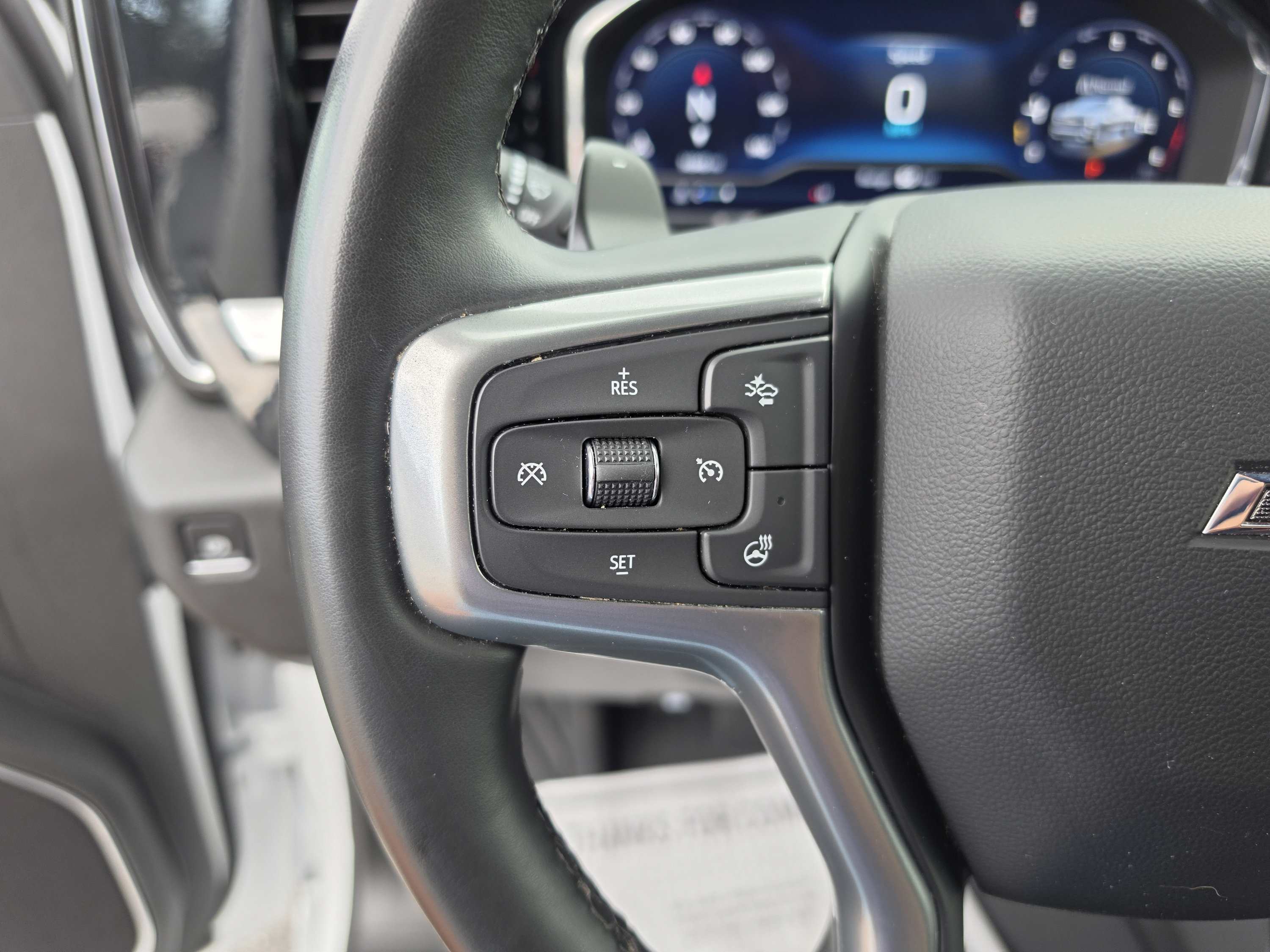 Used 2025 Chevrolet Silverado 1500 RST AWD/4WD image 36