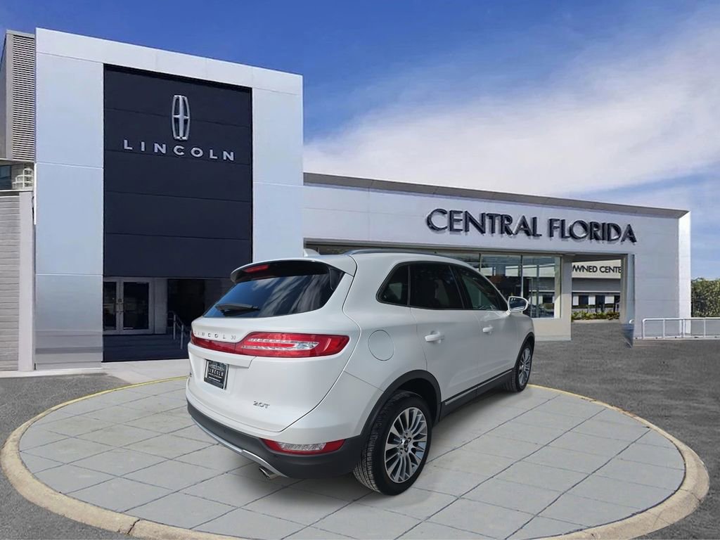 Used 2017 Lincoln MKC Reserve image 4