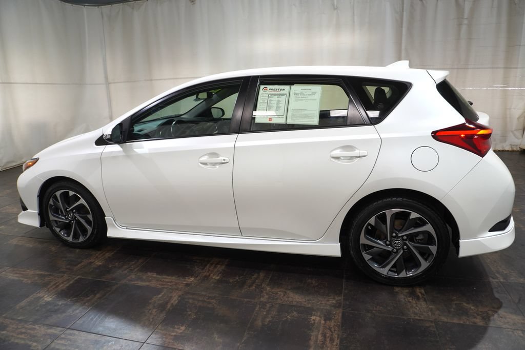 Used 2017 Toyota Corolla iM w/ Carpet Mat Package FWD image 9