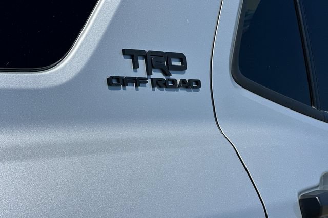 Used 2025 Toyota 4Runner TRD Off-Road Premium AWD/4WD image 36