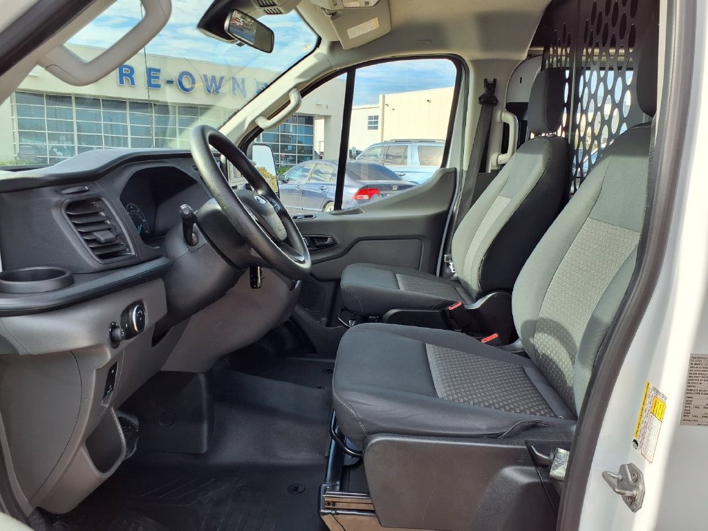 Used 2025 Ford Transit 250 Low Roof w/ Exterior Upgrade Package RWD image 25