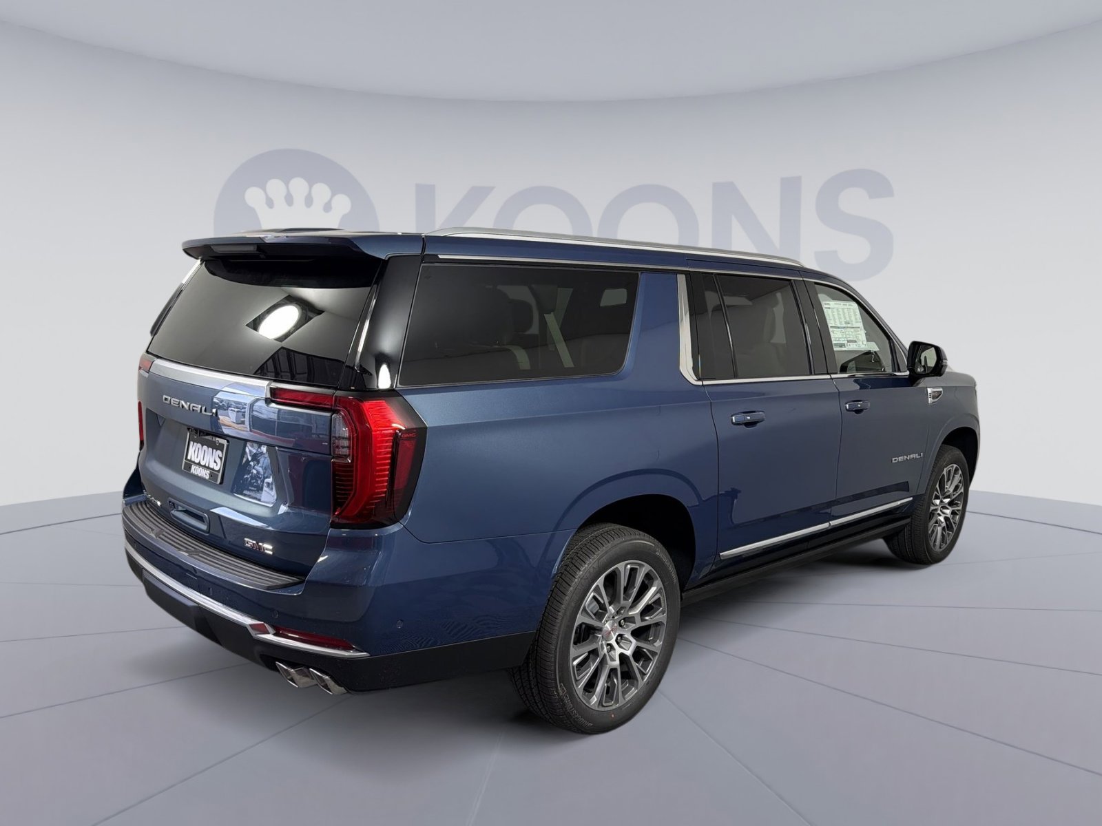 New 2026 GMC Yukon XL Denali w/ Denali Reserve Package image 7