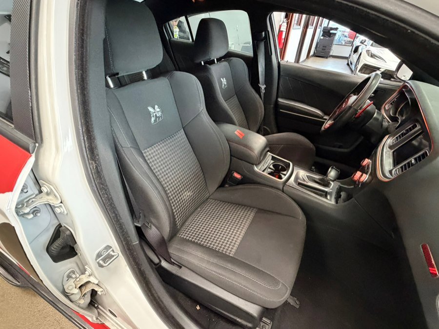 Used 2019 Dodge Charger Scat Pack w/ Navigation & Travel Group RWD image 36