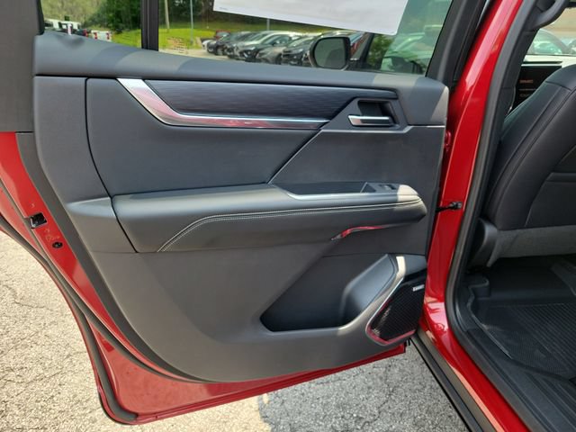 New 2026 GMC Acadia Elevation w/ Black Edition AWD/4WD image 12