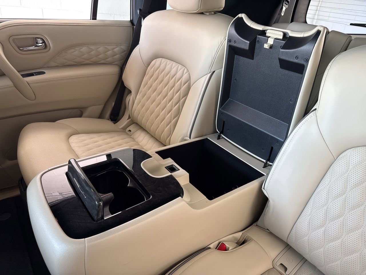 Used 2023 INFINITI QX80 Sensory w/ Cargo Package image 46