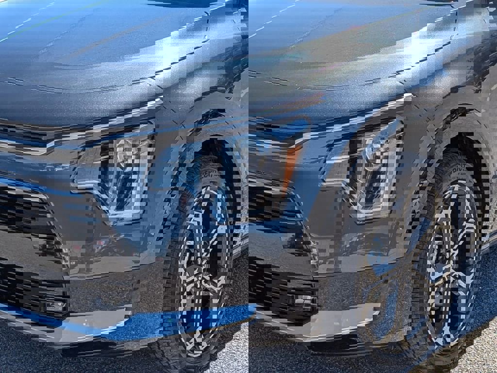 Used 2023 Kia Niro EX Touring image 6