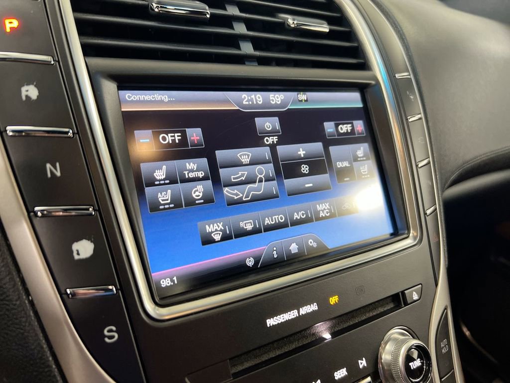 Used 2016 Lincoln MKX Reserve w/ Technology Package image 17