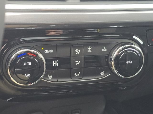 New 2026 Chevrolet Trax ACTIV w/ Sunroof Package image 33