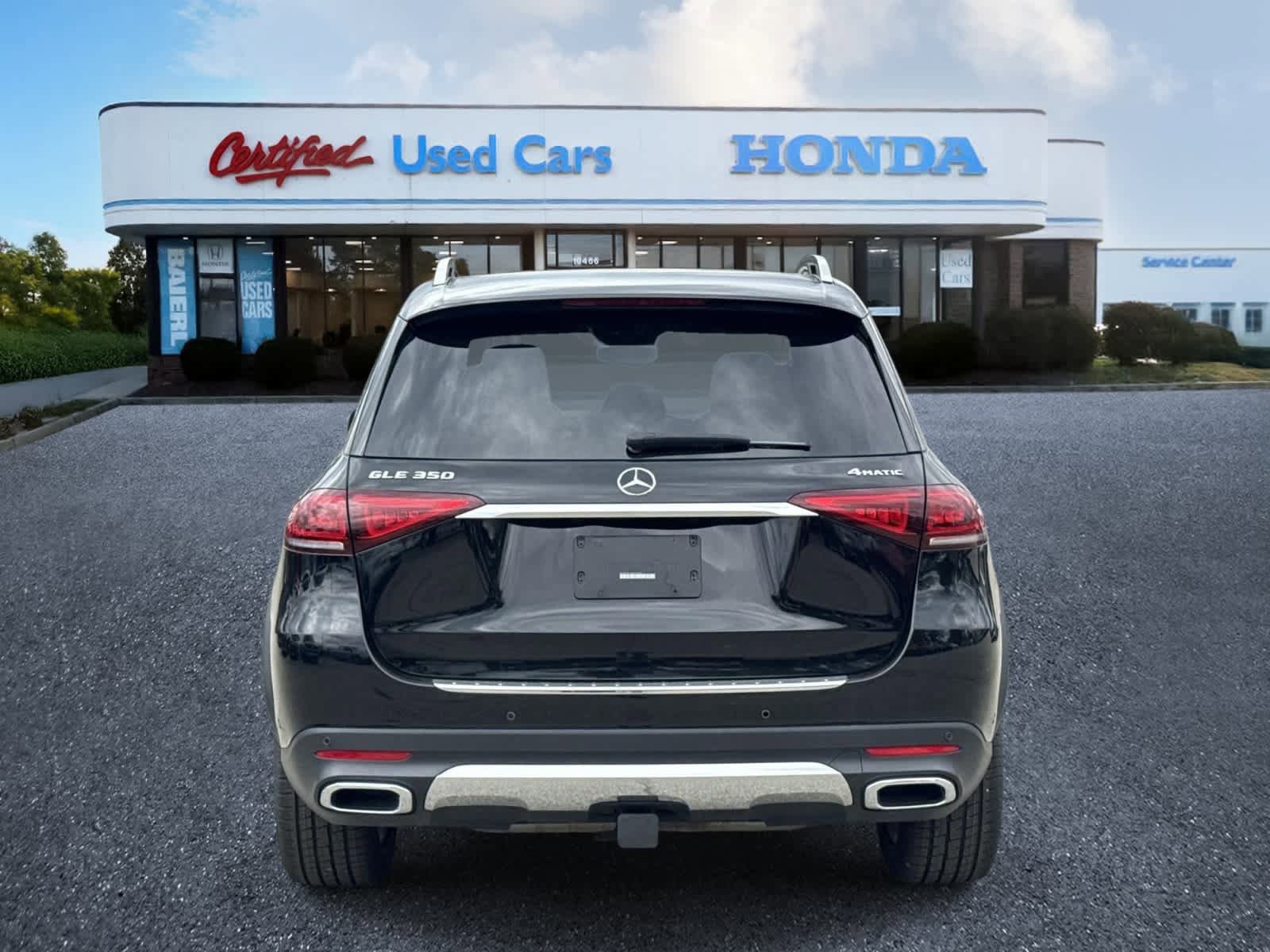 Used 2022 Mercedes-Benz GLE 350 4MATIC image 4