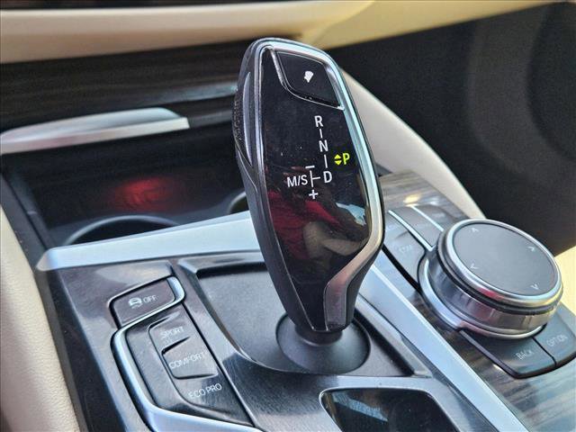 Used 2023 BMW 530i w/ Convenience Package image 14