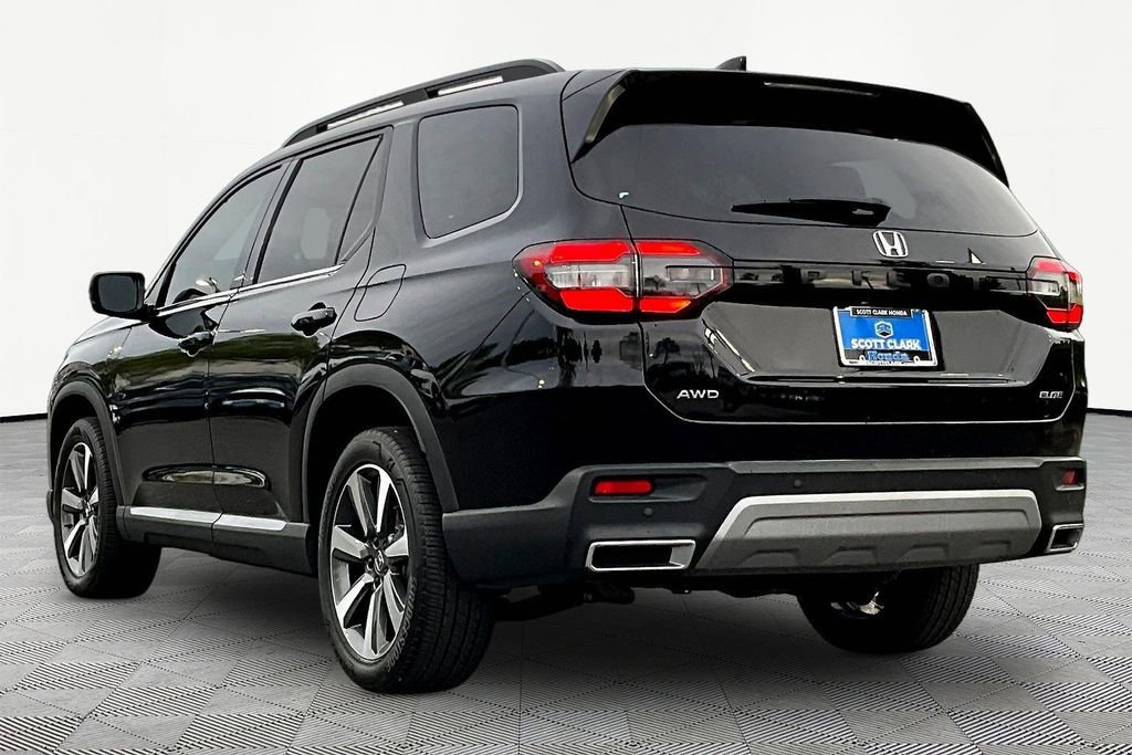 Used 2024 Honda Pilot Elite image 5