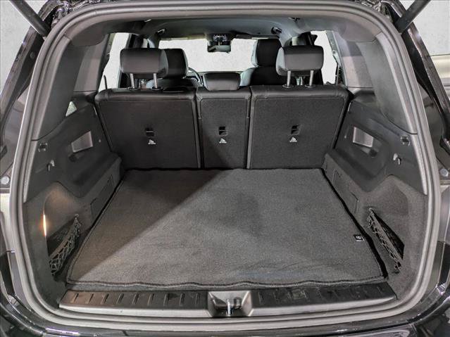 Certified 2025 Mercedes-Benz GLB 250 image 10