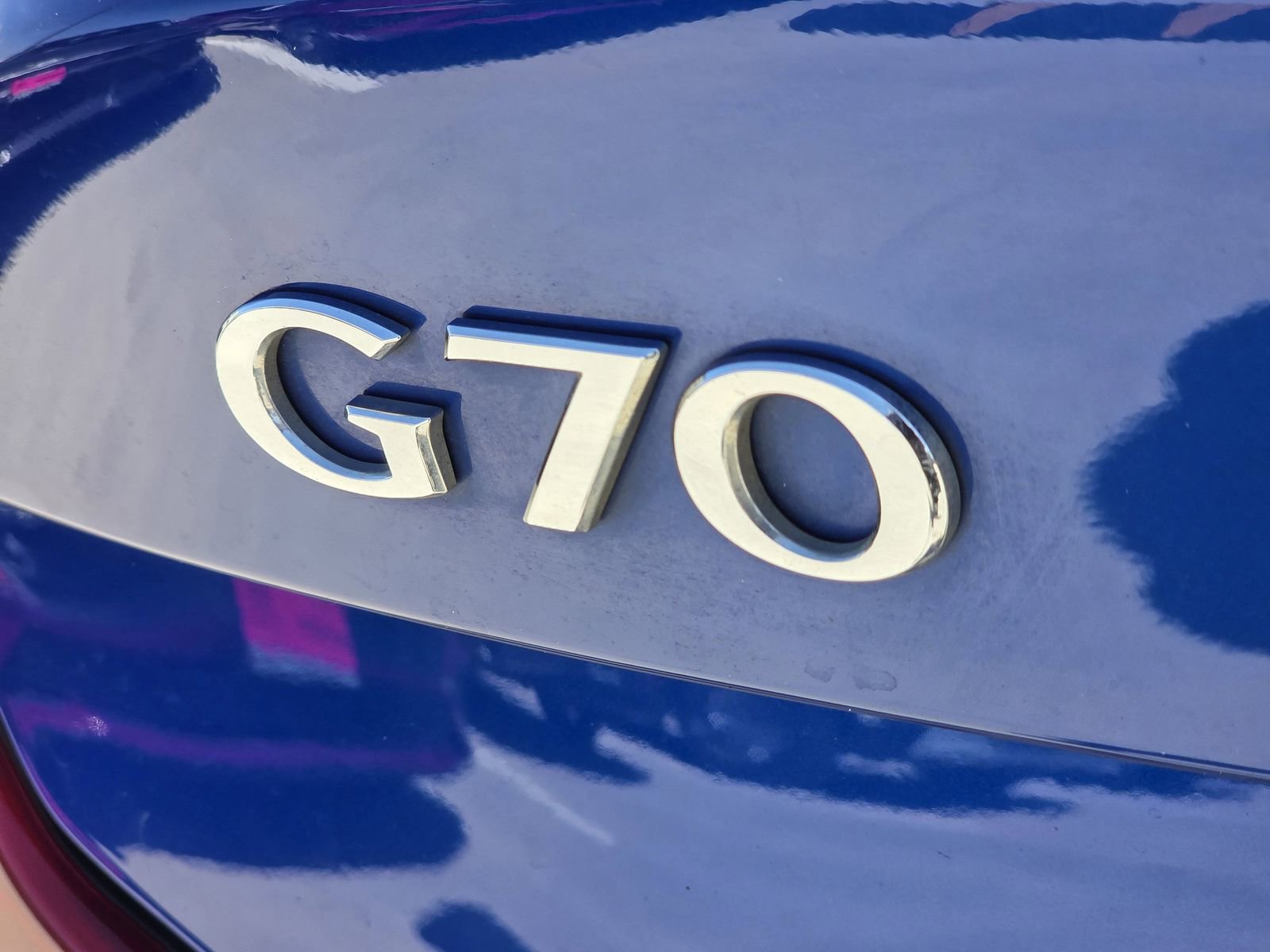 Used 2019 Genesis G70 3.3T Advanced w/ Sport Package image 9