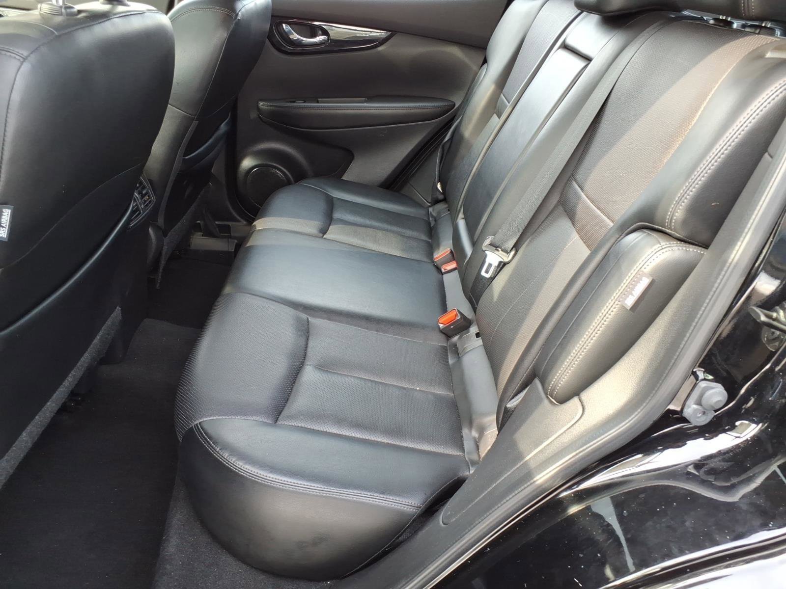 Used 2022 Nissan Rogue Sport SL w/ Premium Package AWD/4WD image 7