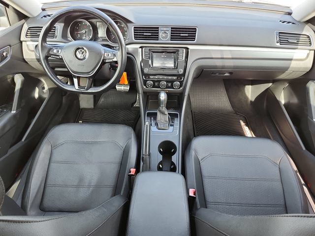 Used 2016 Volkswagen Passat 1.8T R-Line w/ R-Line Lighting Package FWD image 14